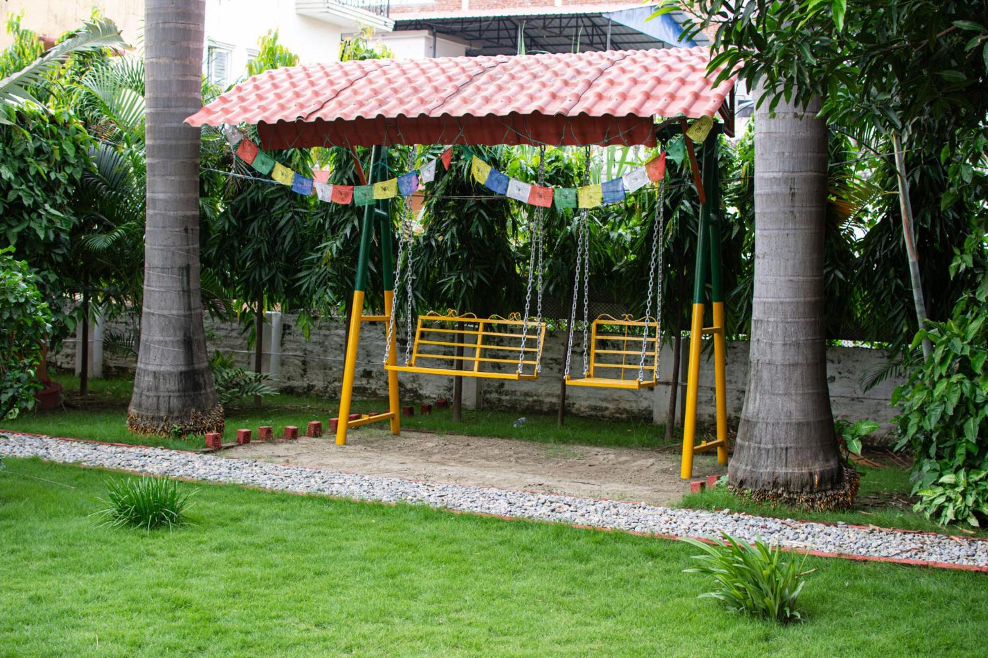 Galaxy Guest House Bhairāhawā Εξωτερικό φωτογραφία