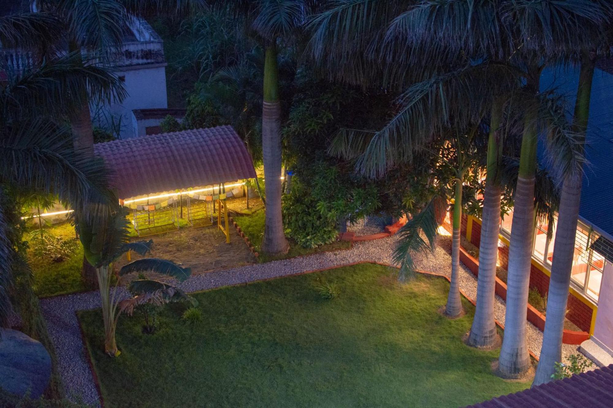 Galaxy Guest House Bhairāhawā Εξωτερικό φωτογραφία