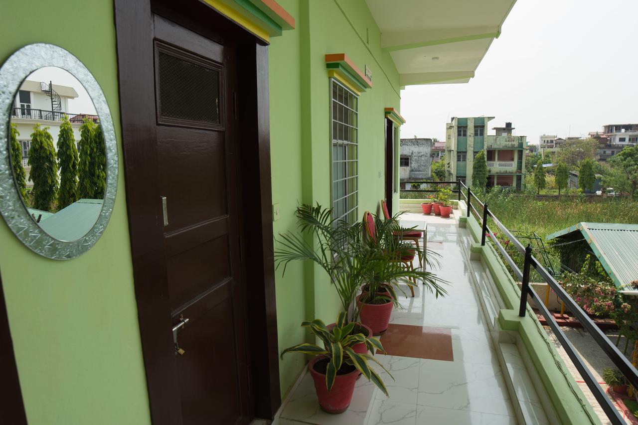 Galaxy Guest House Bhairāhawā Εξωτερικό φωτογραφία
