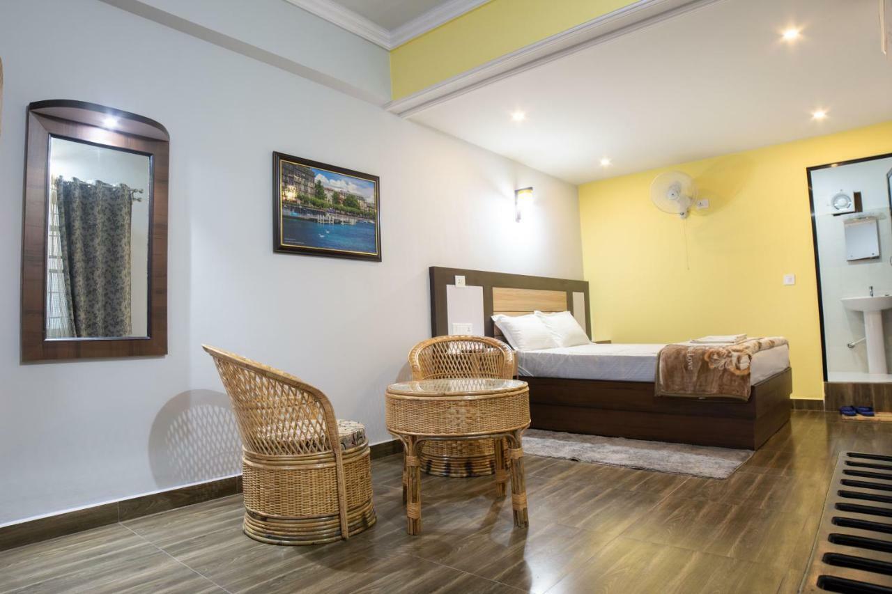 Galaxy Guest House Bhairāhawā Εξωτερικό φωτογραφία