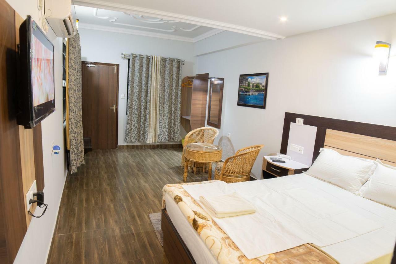 Galaxy Guest House Bhairāhawā Εξωτερικό φωτογραφία