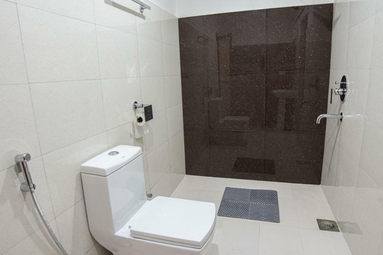 Galaxy Guest House Bhairāhawā Εξωτερικό φωτογραφία